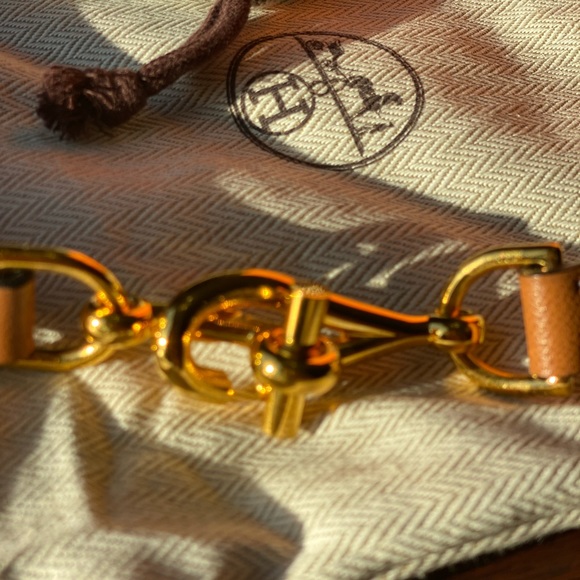 🐎Hermès Limited Edition Hook Brown Adjustible Belt🐎 - Picture 3 of 10